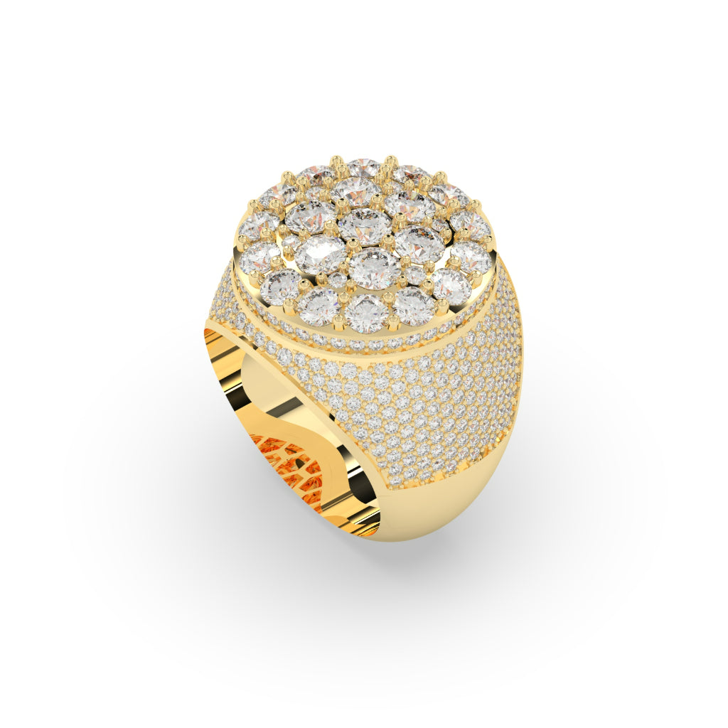 Royal Round Cluster Diamond Ring
