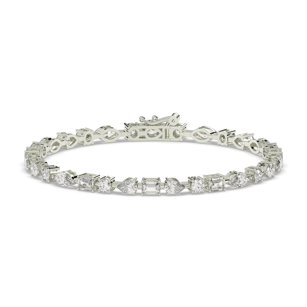 Three-Prong Round Diamond Tennis Bracelet in Gold