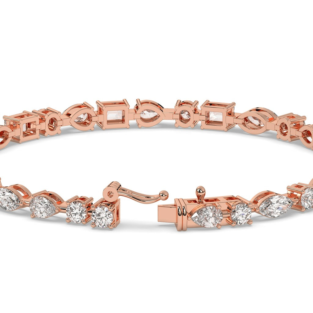 Three-Prong Round Diamond Tennis Bracelet in Gold