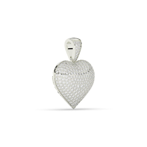Elegant Gold Heart With Diamonds