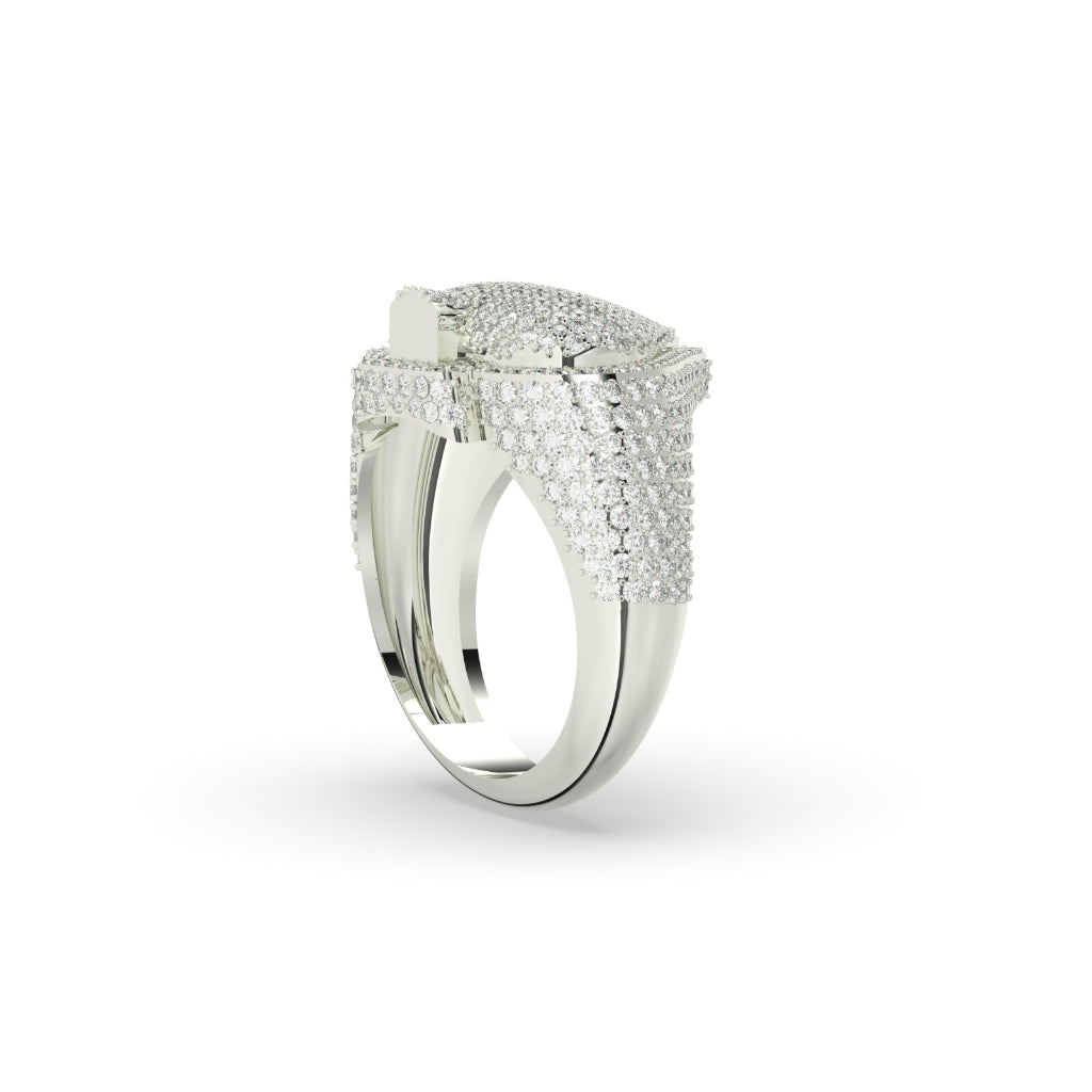 Luxury Spade Shape Diamond Ring
