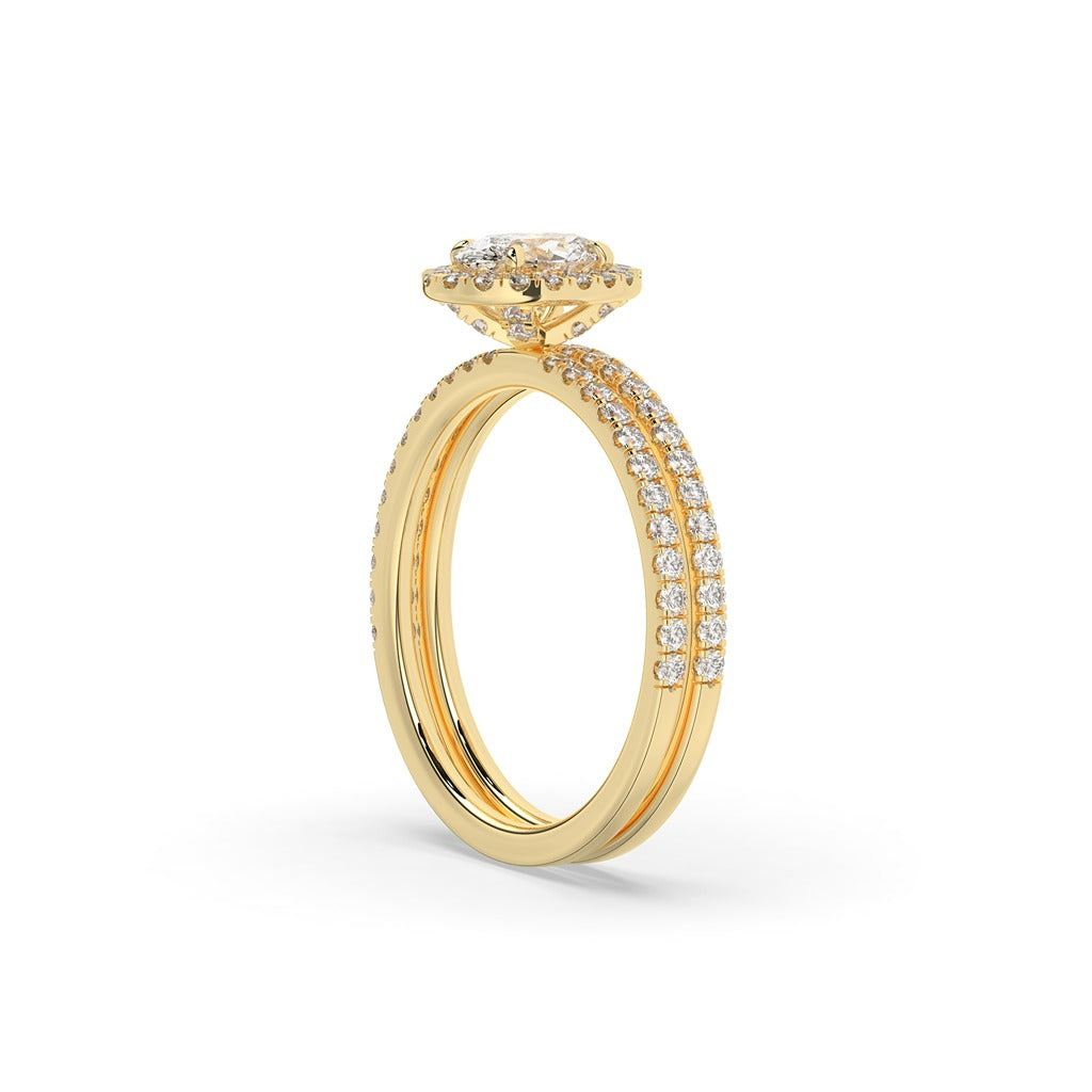 Oval Halo Diamond Engagement Ring