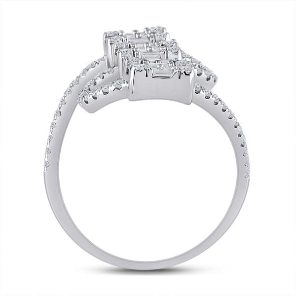 14kt White Gold  Baguette Diamond Band Ring 1 Cttw - Image 4